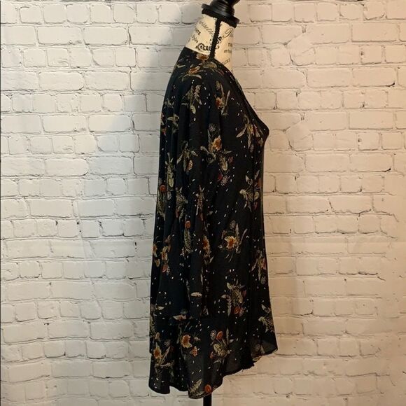 She + Sky / blouse / size small - Picture 6 of 9